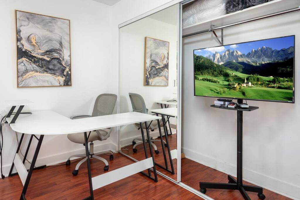 Hollywood Vibes: Luxury 3br In Trendy West La Hébergement de vacances *